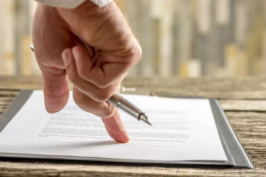 Family meeting with legal advisor, showing when a Will is crucial—highlighting Trusted Will Writing Norwich for essential life planning.